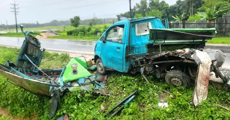 দুর্ঘটনাকবলিত লেগুনা